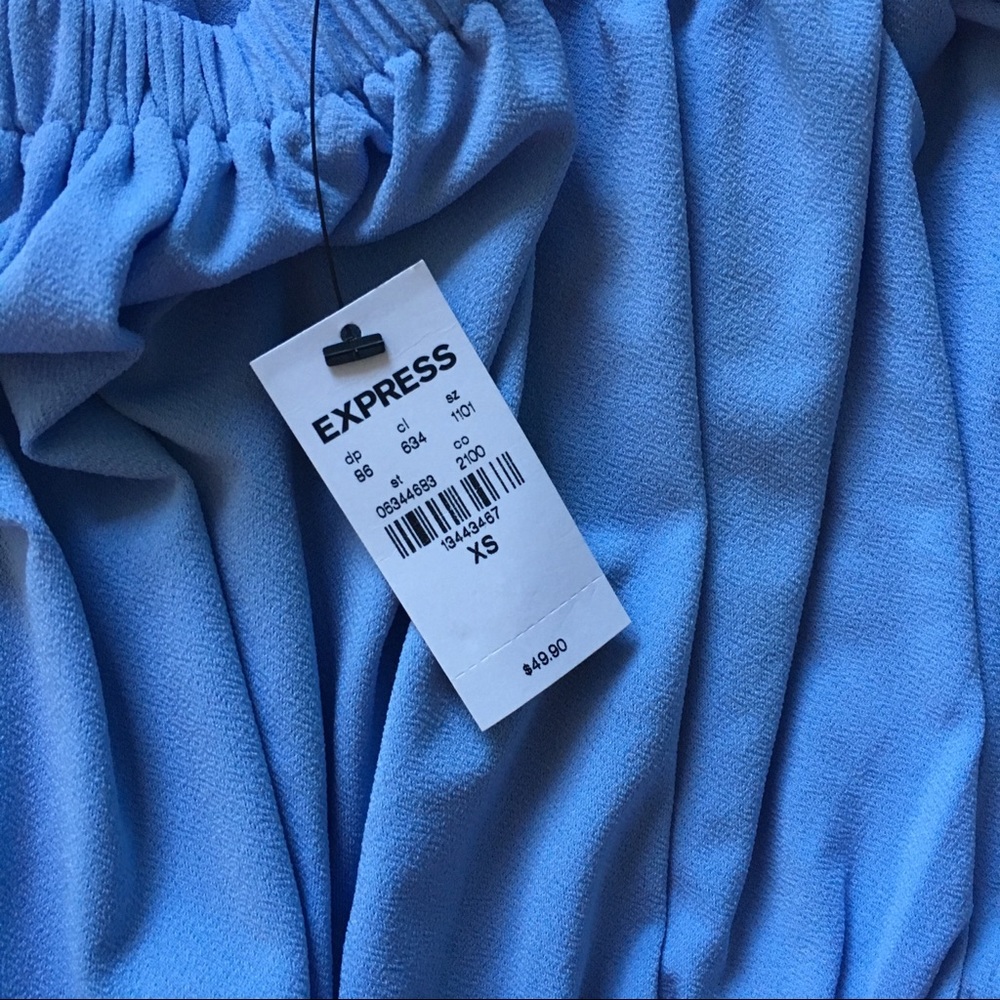 EXPRESS Sexy Off The Shoulder Top NWT • Size XS - Picture 3 of 4